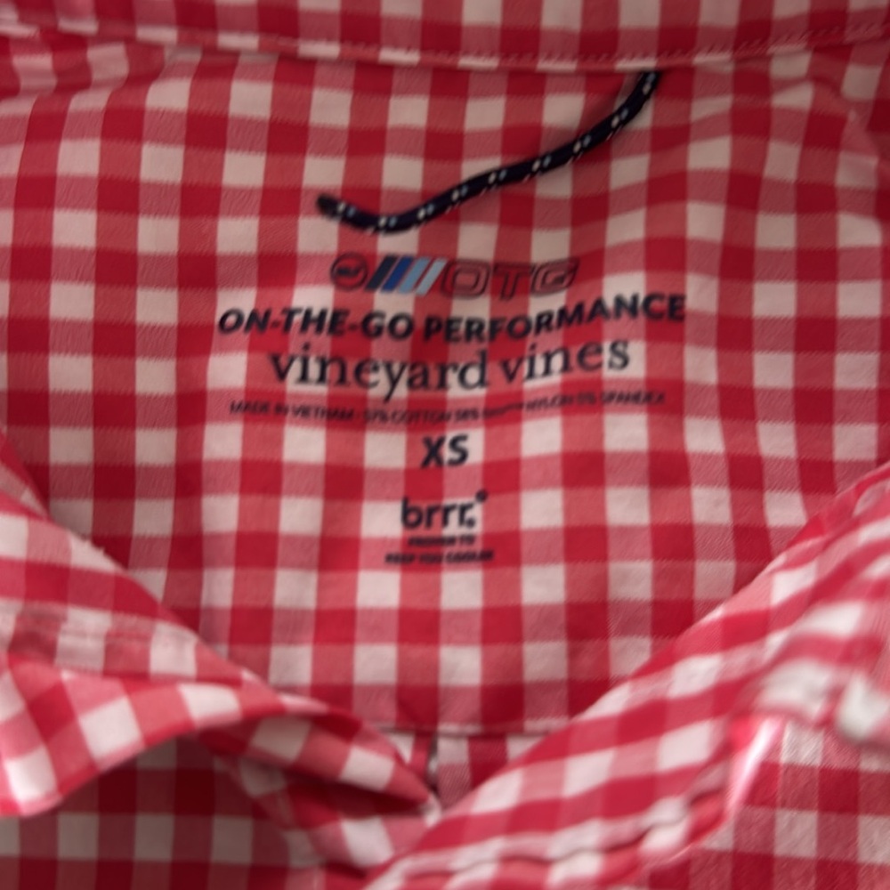 Vineyard Vines Shirt XS Class Fit ON the Go Performance Red White Plaid - Picture 2 of 6